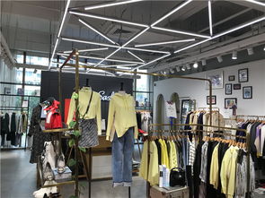 我在装潢材料店买料这些年，一包到底多少钱